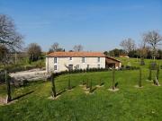 Maison avec jardin et terrasse