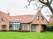 Maison avec jardin et terrasse