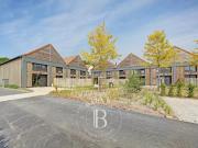 Maison avec jardin et terrasse