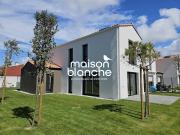 Maison avec jardin et terrasse