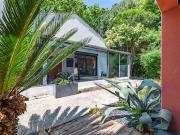 Maison avec jardin et terrasse