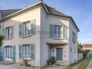 Maison avec jardin et terrasse