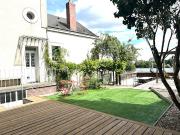 Maison avec piscine et jardin