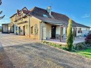 Maison avec jardin et terrasse