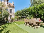 Maison avec jardin et terrasse