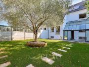 Maison avec jardin et terrasse