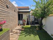 Maison avec jardin et terrasse