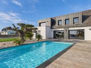 Maison avec jardin et terrasse