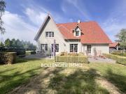 Maison avec jardin et terrasse