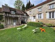 Maison avec piscine et jardin