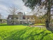 Maison avec piscine et jardin