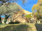 Maison avec piscine et jardin