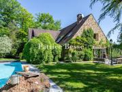 Maison avec piscine et jardin