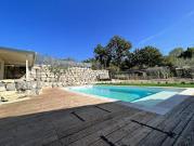 Maison avec piscine et jardin