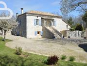 Maison avec piscine et jardin