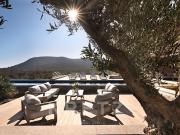 Maison avec piscine en bord de mer