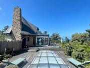 Maison avec piscine en bord de mer