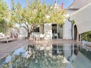 Maison avec piscine en bord de mer