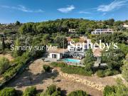 Maison avec piscine en bord de mer