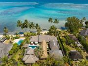 Maison avec piscine en bord de mer