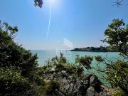 Maison avec piscine en bord de mer