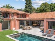 Maison avec piscine en bord de mer