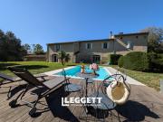 Maison avec piscine et jardin