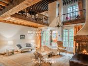 Maison avec piscine et jardin