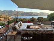 Maison avec piscine et jardin