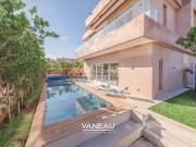 Maison avec piscine et jardin