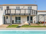 Maison avec piscine et jardin Maison avec piscine et jardin