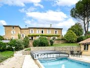 Maison avec piscine et jardin