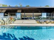 Maison avec piscine et jardin