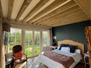 Maison avec piscine et jardin