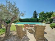 Maison avec piscine et jardin