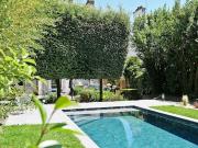 Maison avec piscine et jardin