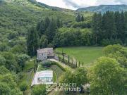 Maison avec piscine et jardin