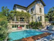 Maison avec piscine et jardin