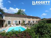 Maison avec piscine et jardin