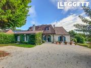 Maison avec piscine et jardin