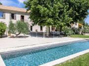 Maison avec piscine et jardin