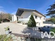 Maison avec piscine et jardin