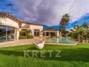 Maison avec piscine et jardin