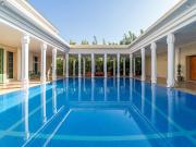 Maison avec piscine et jardin