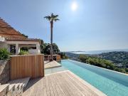 Maison avec piscine et jardin
