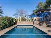 Maison avec piscine et jardin