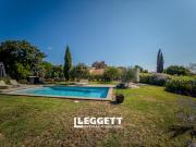 Maison avec piscine et jardin