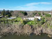 Maison avec piscine et jardin