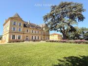 Maison avec piscine et jardin