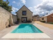 Maison avec piscine et jardin
